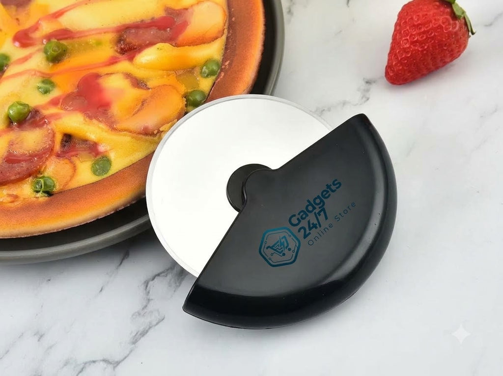 Pizza Cutter with Safety Guard – Stainless Steel Blade