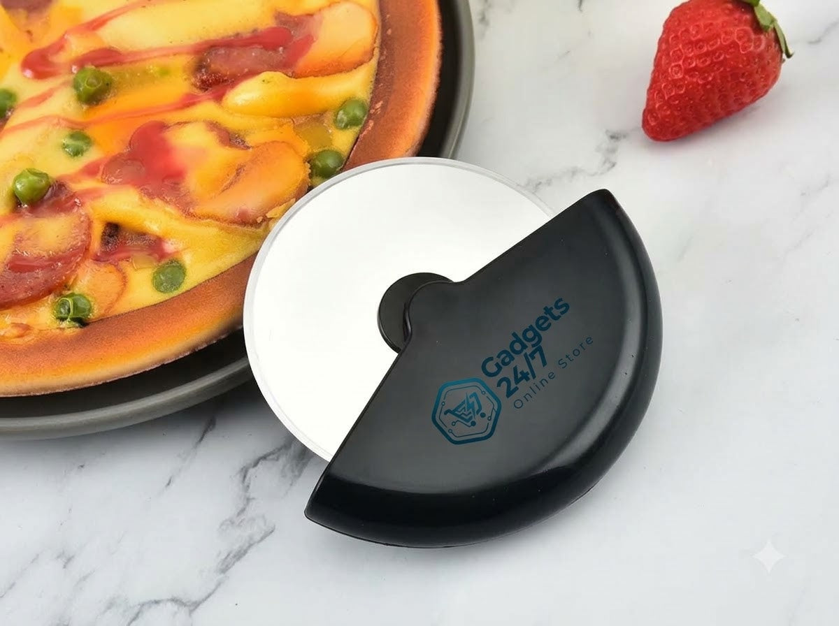 Pizza Cutter with Safety Guard – Stainless Steel Blade